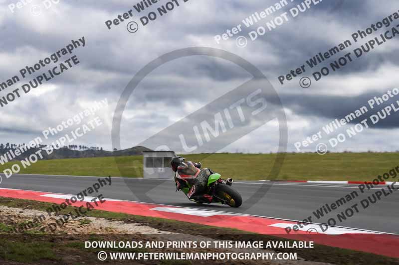 cadwell no limits trackday;cadwell park;cadwell park photographs;cadwell trackday photographs;enduro digital images;event digital images;eventdigitalimages;navarra;no limits trackdays;peter wileman photography;racing digital images;trackday digital images;trackday photos
